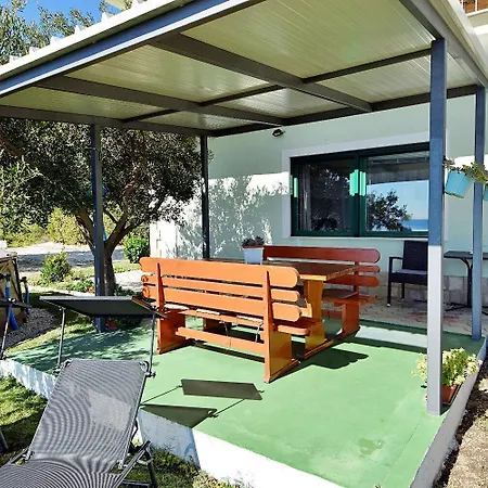 Ivo - With Pool Apartamento *