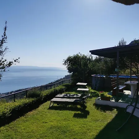 Apartment Ivo - With Pool Tucepi