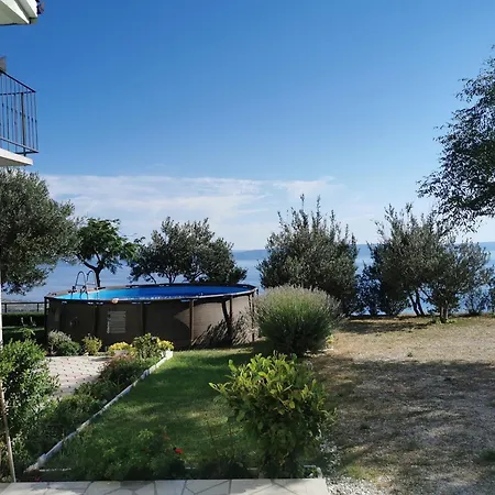 Ivo - With Pool Apartment